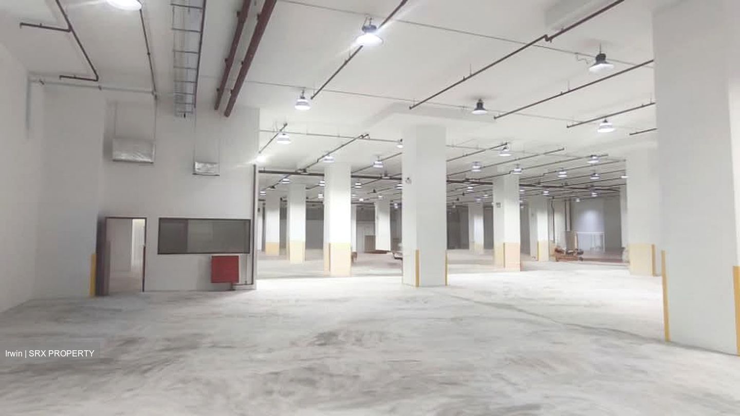 Toh Guan Road (D22), Warehouse #576601141